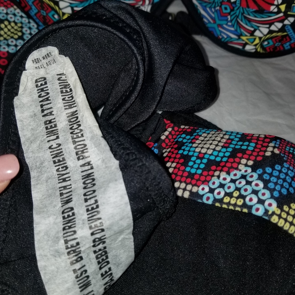 Mossimo Aztec print bikini small - Picture 9 of 13